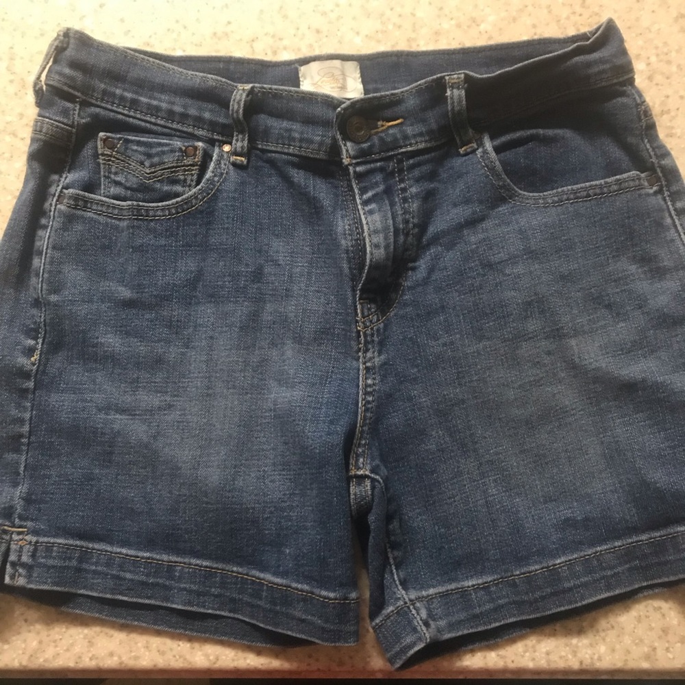 Levi’s shorts